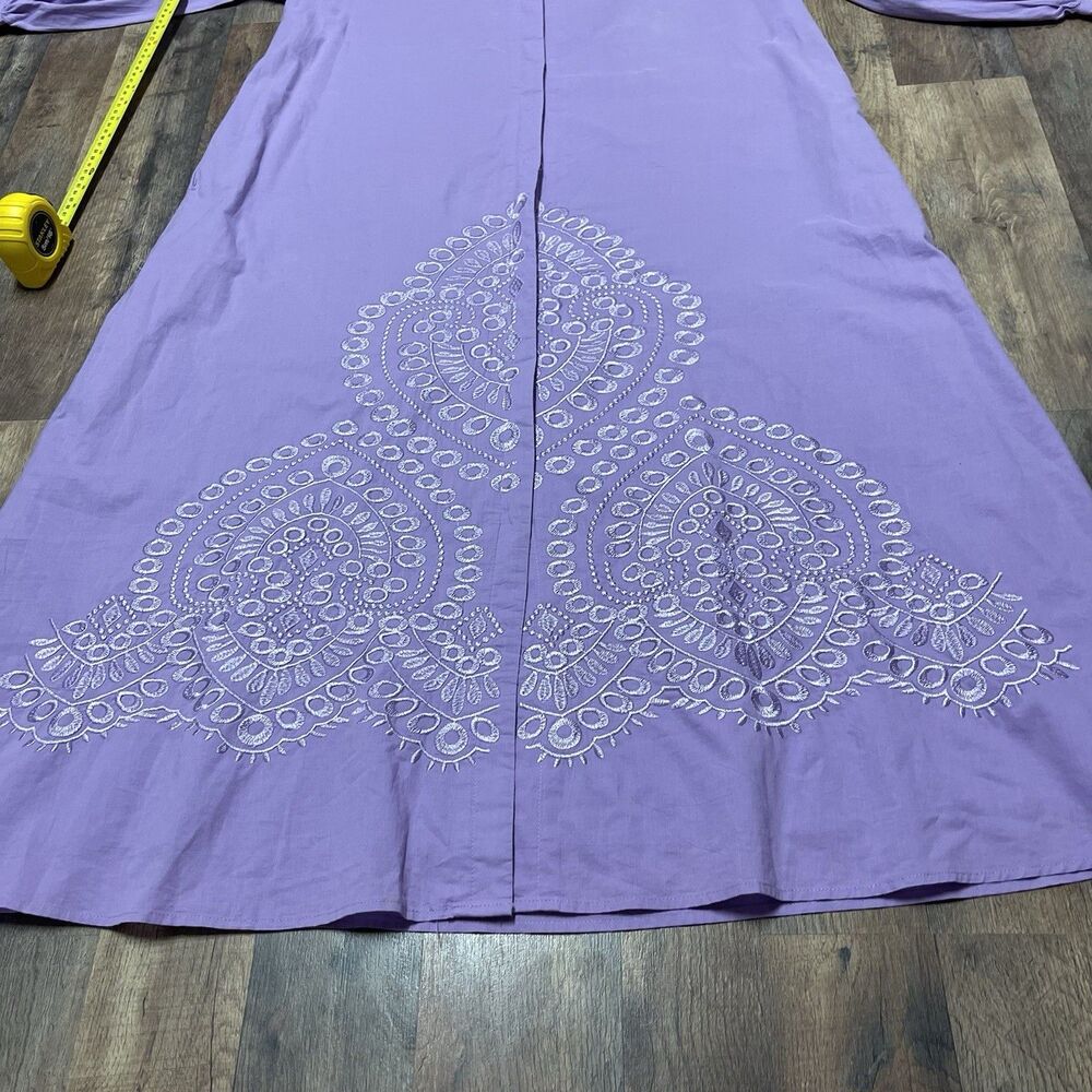 Hyacinth House Women's Large Woven 100% Cotton Embroidered Wisteria Caftan - Picture 13 of 14